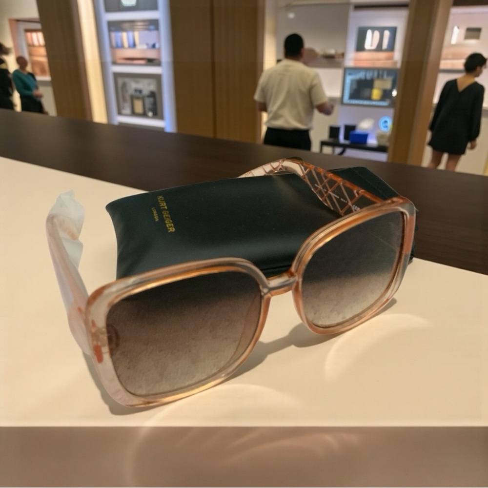Kurt Geiger London 59mm Square Sunglasses Crystal Blush/Brown Gradient with case